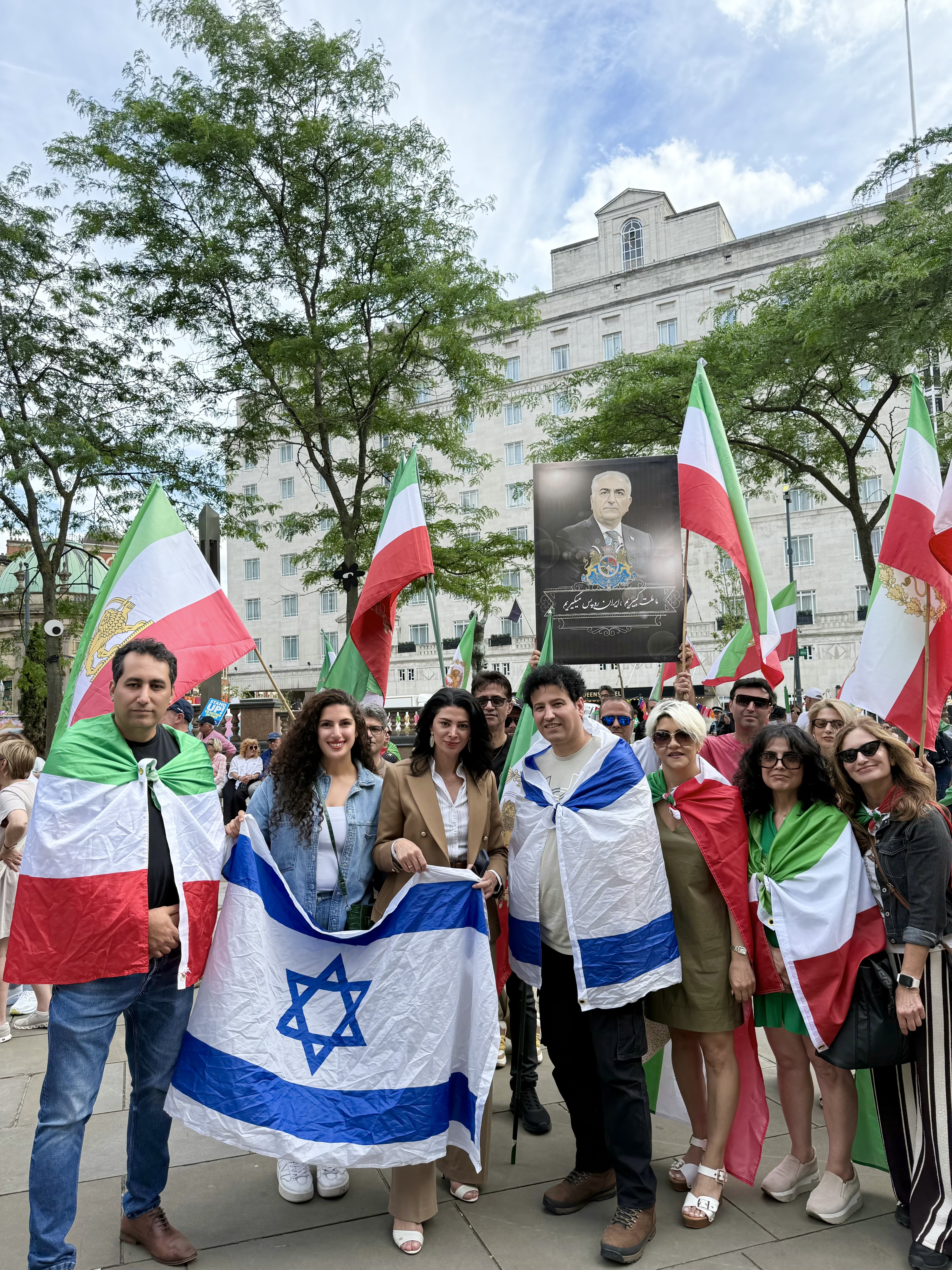 June 28, 2026 – Leeds Sheffield Iranian Patriots gathered in solidarity with the Israeli and Jewish community in Leeds.